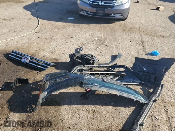 2019 Volkswagen Tiguan SE with VIN 3VV3B7AX3KM081508, listed as a Copart auction lot 52691945 with 32,089 mi miles and Salvage Title. Bid and sale history available at DreamBid. Image 12.