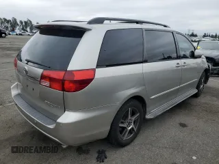 2004 Toyota Sienna XLE with VIN 5TDZA22C24S132607, listed as a Copart auction lot 53556165 with 154,552 mi miles and Salvage Title. Bid and sale history available at carsss.com. Image 3.