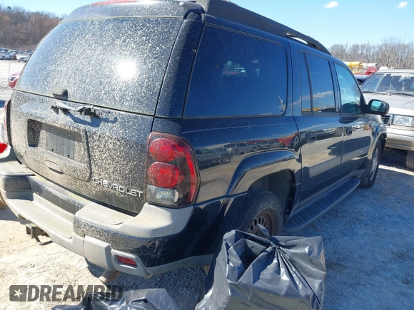 2004 Chevrolet TrailBlazer EXT LT with VIN 1GNET16S546225181, listed as a IAAI auction lot 41668586 with 1 mi miles. Bid and sale history available at carsss.com. Image 4.