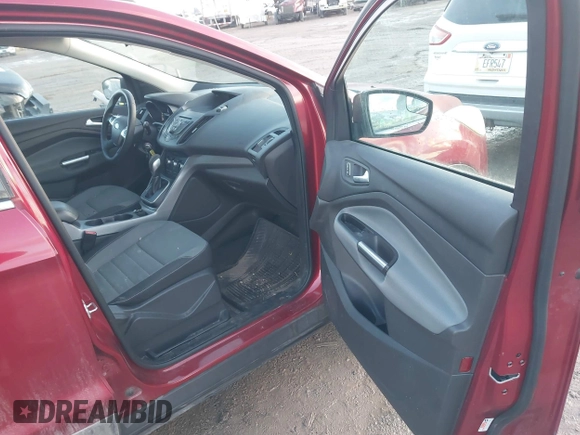 2013 Ford Escape SE with VIN 1FMCU9GX6DUA72355, listed as a IAAI auction lot 41133293 with 113,188 mi miles and . Bid and sale history available at DreamBid. Image 5.