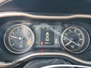 2014 Jeep Cherokee Latitude z VIN 1C4PJMCBXEW284645, wystawiony jako Copart lot #58838355 z przebiegiem 131 631 mil mil oraz Szkoda całkowita • Salvage title. Historia ofert i sprzedaży dostępna na DreamBid. Obrazek 9.