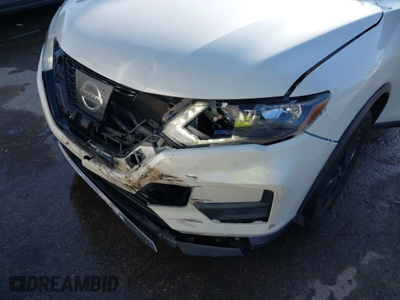 2017 Nissan Rogue SV with VIN 5N1AT2MT4HC886941, listed as a IAAI auction lot 41931973 with 134,249 mi miles and . Bid and sale history available at DreamBid. Image 6.