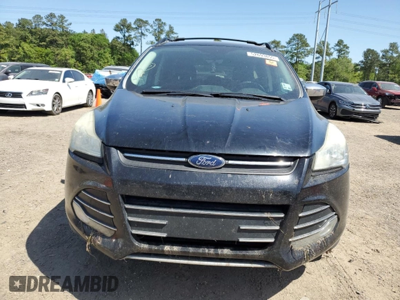 2016 Ford Escape SE with VIN 1FMCU9GX8GUC44728, listed as a Copart auction lot 52693855 with 99,224 mi miles and Salvage Title. Bid and sale history available at DreamBid. Image 5.