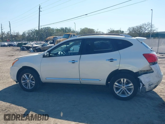 2013 Nissan Rogue S with VIN JN8AS5MT7DW029213, listed as a IAAI auction lot 41673052 with 179,970 mi miles and . Bid and sale history available at carsss.com. Image 14.
