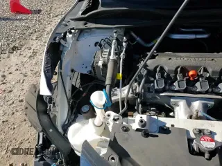 2022 Honda HR-V LX с VIN 3CZRU6H3XNM709045, выставлен на аукционе Copart как лот 82567595 с пробегом 73 623 миль миль и Списание • Salvage title. История ставок и продаж доступна на DreamBid. Изображение 16.