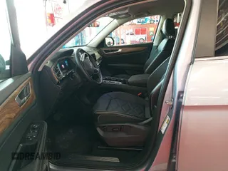 2024 Volkswagen Atlas SE with VIN 1V2HR2CA9RC557329, listed as a IAAI auction lot 42734151 with 19,097 mi miles and . Bid and sale history available at DreamBid. Image 34.