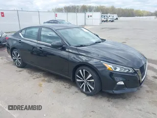 2022 Nissan Altima SR z VIN 1N4BL4CVXNN365042, wystawiony jako IAAI lot #42013156 z przebiegiem 30 945 mil mil oraz . Historia ofert i sprzedaży dostępna na DreamBid. Obrazek 1.