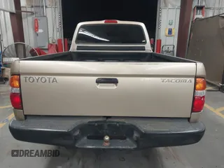 2004 Toyota Tacoma z VIN 5TENL42N74Z385687, wystawiony jako IAAI lot #42140317 z przebiegiem 218 595 mil mil oraz . Historia ofert i sprzedaży dostępna na DreamBid. Obrazek 16.