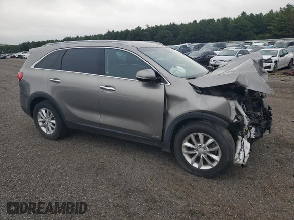 2018 Kia Sorento LX with VIN 5XYPGDA32JG408716, listed as a Copart auction lot 65111604 with 47,822 mi miles and Non Repairable. Bid and sale history available at carsss.com. Image 4.