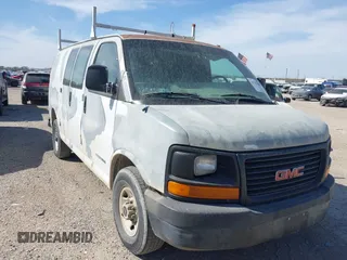 2005 GMC Savana Cargo Van with VIN 1GTGG25V351261702, listed as a IAAI auction lot 41753480 with 358,523 mi miles. Bid and sale history available at carsss.com. Image 1.