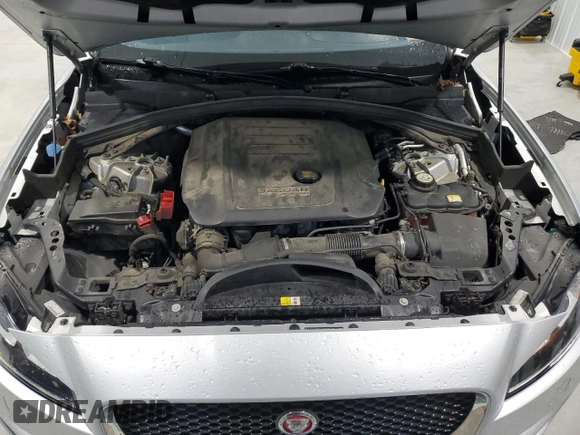2018 Jaguar F-Pace 20d Premium with VIN SADCJ2FN6JA267846, listed as a Copart auction lot 51537415 with 106,335 mi miles and Clean Title. Bid and sale history available at DreamBid. Image 12.