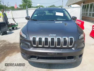 2018 Jeep Cherokee Latitude Plus z VIN 1C4PJMLX7JD515387, wystawiony jako IAAI lot #42459564 z przebiegiem 104 837 mil mil oraz . Historia ofert i sprzedaży dostępna na DreamBid. Obrazek 12.