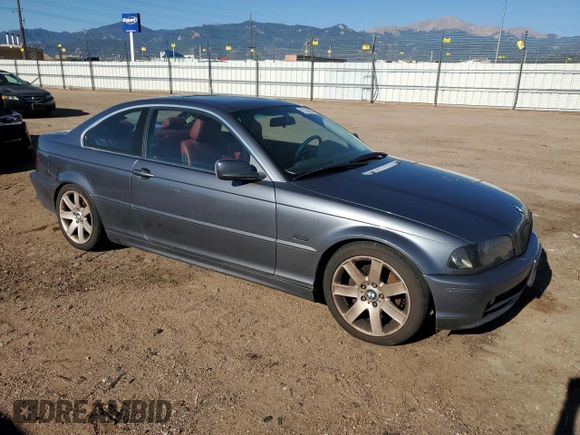 2001 BMW 3 Series 325Ci with VIN WBABN33491JW49847, listed as a Copart auction lot 67066094 with 137,068 mi miles and Salvage Title. Bid and sale history available at carsss.com. Image 4.