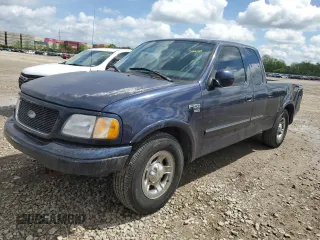 2003 Ford F-150 XL с VIN 2FTRX17WX3CB09775, выставлен на аукционе Copart как лот 56696415 с пробегом 226 460 миль миль и Списание • Salvage title. История ставок и продаж доступна на DreamBid. Изображение 1.