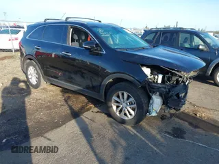 2018 Kia Sorento LX with VIN 5XYPG4A31JG415818, listed as a IAAI auction lot 41794227 with 94,439 mi miles. Bid and sale history available at carsss.com. Image 1.