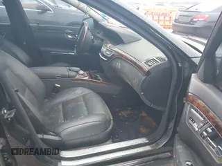 2011 Mercedes-Benz S-Class S 550 with VIN WDDNG7BB1BA375438, listed as a IAAI auction lot 41605141 with 110,972 mi miles. Bid and sale history available at carsss.com. Image 5.