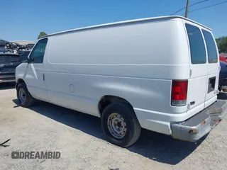 2002 Ford Econoline Cargo with VIN 1FTRE14272HA57164, listed as a IAAI auction lot 42071945 with 236,387 mi miles. Bid and sale history available at carsss.com. Image 3.