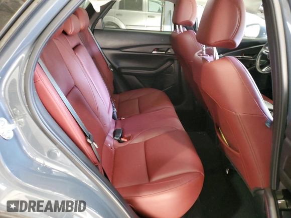 2022 Mazda CX-30 S Carbon Edition с VIN 3MVDMBCL7NM429131, выставлен на аукционе Copart как лот 42421695 с пробегом 21 825 миль миль и Списание • Salvage title. История ставок и продаж доступна на DreamBid. Изображение 11.
