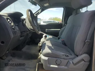 2013 Ford F-150 XL с VIN 1FTMF1CM0DKE77851, выставлен на аукционе Copart как лот 55247705 с пробегом 190 765 миль миль и Списание • Salvage title. История ставок и продаж доступна на DreamBid. Изображение 7.