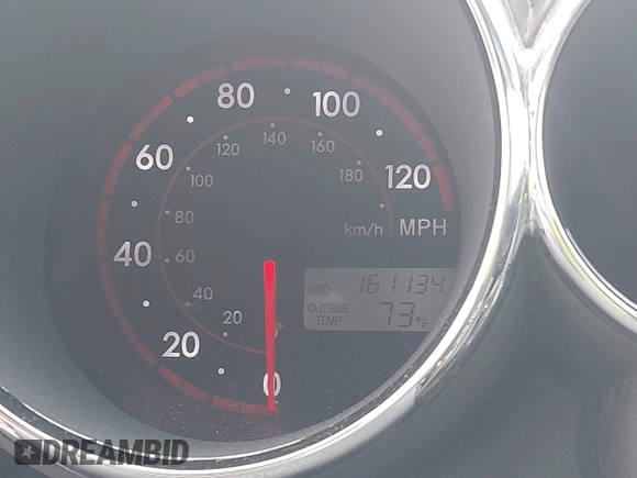 2008 Pontiac Vibe with VIN 5Y2SL65898Z415486, listed as a IAAI auction lot 41965928 with 161,134 mi miles. Bid and sale history available at carsss.com. Image 7.