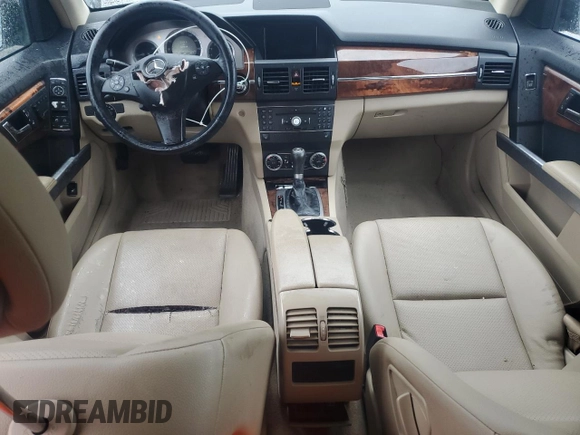 2010 Mercedes-Benz GLK 350 z VIN WDCGG8HB6AF377455, wystawiony jako Copart lot #57911645 z przebiegiem 129 444 mil mil oraz Czysty tytuł • Clean title. Historia ofert i sprzedaży dostępna na DreamBid. Obrazek 8.