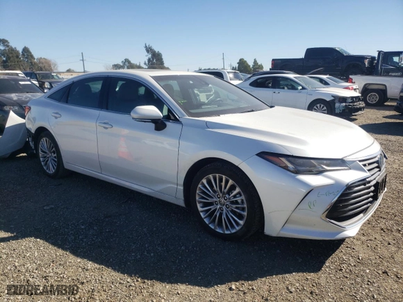 2022 Toyota Avalon Hybrid Limited with VIN 4T1DA1AB0NU013332, listed as a Copart auction lot 44385114 with 12,747 mi miles. Bid and sale history available at carsss.com. Image 4.