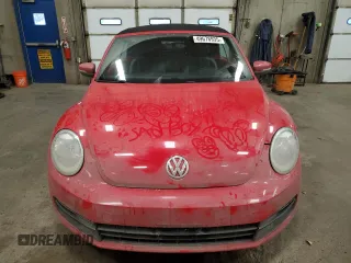 2013 Volkswagen Beetle 2.5L with VIN 3VW5P7AT6DM828881, listed as a Copart auction lot 49678935 with 148,576 mi miles and Salvage Title. Bid and sale history available at DreamBid. Image 5.
