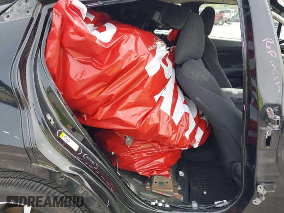 2018 Toyota C-HR XLE с VIN NMTKHMBX2JR016619, выставлен на аукционе IAAI как лот 41920426 с пробегом 95 627 миль миль и . История ставок и продаж доступна на DreamBid. Изображение 8.