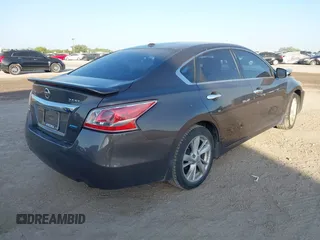 2013 Nissan Altima SV with VIN 1N4AL3AP3DN449874, listed as a IAAI auction lot 42003117 with 98,711 mi miles and . Bid and sale history available at carsss.com. Image 4.