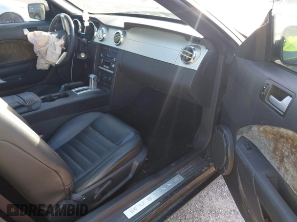 2006 Ford Mustang GT Deluxe with VIN 1ZVFT85H365115375, listed as a IAAI auction lot 42744169 with 328,050 mi miles and . Bid and sale history available at DreamBid. Image 5.