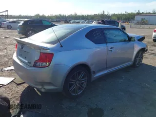 2012 Scion tC z VIN JTKJF5C77C3032559, wystawiony jako IAAI lot #41892954 z przebiegiem 207 718 mil mil oraz . Historia ofert i sprzedaży dostępna na DreamBid. Obrazek 4.