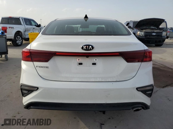 2020 Kia Forte LXS with VIN 3KPF24AD7LE174348, listed as a Copart auction lot 47840835 with 43,539 mi miles and Salvage Title. Bid and sale history available at carsss.com. Image 6.
