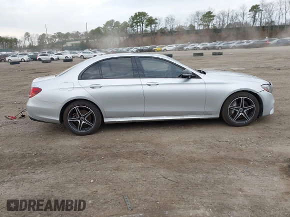2018 Mercedes-Benz E with VIN WDDZF4KBXJA437064, listed as a IAAI auction lot 41902236 with 47,657 mi miles. Bid and sale history available at carsss.com. Image 13.