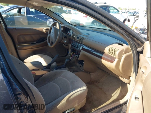 2001 Dodge Stratus z VIN 1B3EJ46X61N660807, wystawiony jako IAAI lot #42227735 z przebiegiem 151 568 mil mil oraz . Historia ofert i sprzedaży dostępna na DreamBid. Obrazek 5.