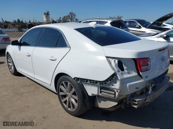 2015 Chevrolet Malibu LT with VIN 1G11D5SL6FF230136, listed as a IAAI auction lot 41846328 with 188,317 mi miles. Bid and sale history available at carsss.com. Image 3.