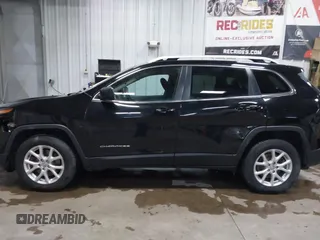 2017 Jeep Cherokee Latitude with VIN 1C4PJMCB1HW536996, listed as a IAAI auction lot 41497354 with 114,166 mi miles and . Bid and sale history available at DreamBid. Image 14.