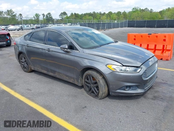 2013 Ford Fusion SE with VIN 3FA6P0HR9DR153612, listed as a IAAI auction lot 41949853 with 117,060 mi miles. Bid and sale history available at carsss.com. Image 1.