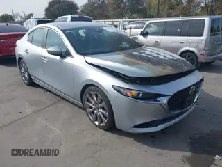 2019 Mazda 3 w/Select Pkg with VIN 3MZBPAALXKM110263, listed as a IAAI auction lot 40956795 with 35,000 mi miles. Bid and sale history available at carsss.com. Image 1.