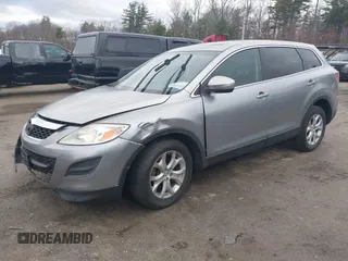 2011 Mazda CX-9 Touring z VIN JM3TB3CV7B0328316, wystawiony jako IAAI lot #42040999 z przebiegiem 160 421 mil mil oraz . Historia ofert i sprzedaży dostępna na DreamBid. Obrazek 17.