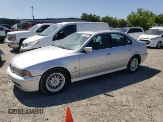 2002 BMW 5 Series 525i z VIN WBADT43422GZ98092, wystawiony jako Copart lot #60301855 z przebiegiem Nie podano mil oraz Czysty tytuł • Clean title. Historia ofert i sprzedaży dostępna na DreamBid. Obrazek 1.