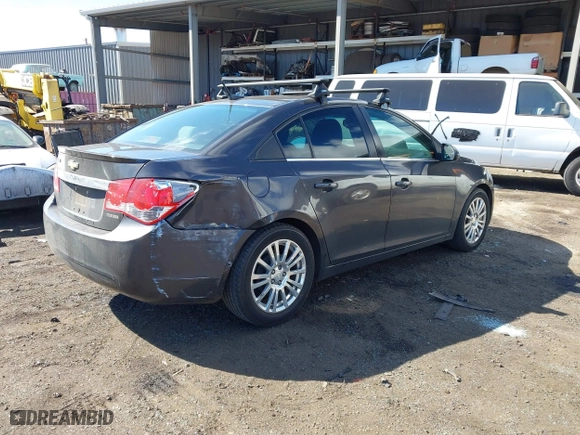2014 Chevrolet Cruze ECO with VIN 1G1PH5SB9E7228301, listed as a IAAI auction lot 40906270 with 153,317 mi miles. Bid and sale history available at carsss.com. Image 4.