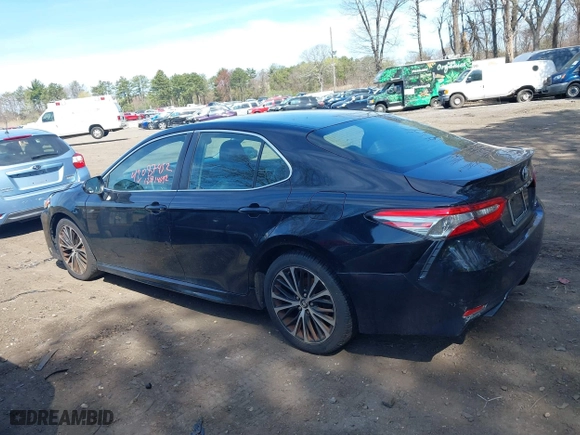 2018 Toyota Camry LE with VIN 4T1B11HK9JU115557, listed as a IAAI auction lot 42087452 with 185,752 mi miles. Bid and sale history available at carsss.com. Image 14.