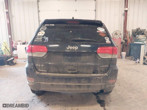 2014 Jeep Grand Cherokee Laredo with VIN 1C4RJFAG7EC272019, listed as a IAAI auction lot 41441132 with 139,825 mi miles. Bid and sale history available at carsss.com. Image 16.