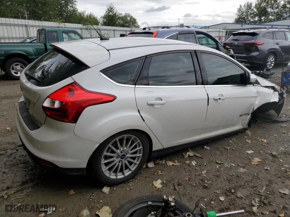 2014 Ford Focus Electric with VIN 1FADP3R46EL382793, listed as a Copart auction lot 68187364 with 58,120 mi miles and Salvage Title. Bid and sale history available at carsss.com. Image 3.