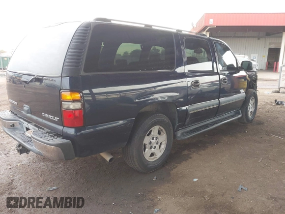 2004 Chevrolet Suburban LT with VIN 1GNEC16Z34J133058, listed as a IAAI auction lot 41200786 with 254,131 mi miles. Bid and sale history available at carsss.com. Image 4.