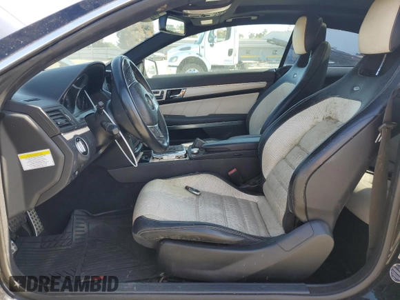 2013 Mercedes-Benz E 350 with VIN WDDKJ5KBXDF199830, listed as a Copart auction lot 55333535 with 116,673 mi miles and Salvage title. Bid and sale history available at DreamBid. Image 7.