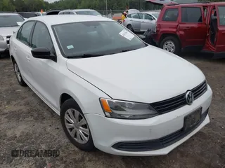 2014 Volkswagen Jetta S с VIN 3VW2K7AJ9EM306523, выставлен на аукционе IAAI как лот 42323603 с пробегом 207 940 миль миль и . История ставок и продаж доступна на DreamBid. Изображение 1.