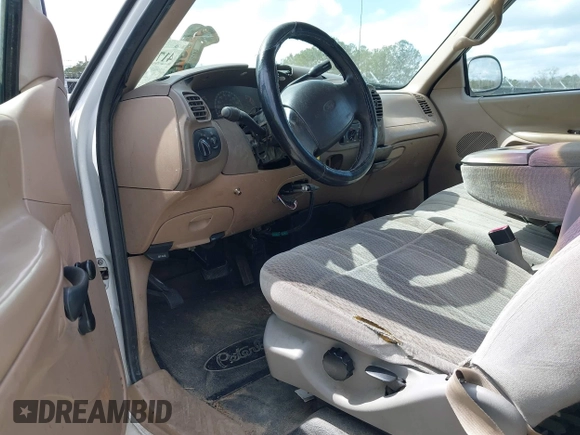 1997 Ford F-150 с VIN 1FTEF1760VNC06983, выставлен на аукционе IAAI как лот 41728820 с пробегом 218 804 миль миль и . История ставок и продаж доступна на DreamBid. Изображение 5.