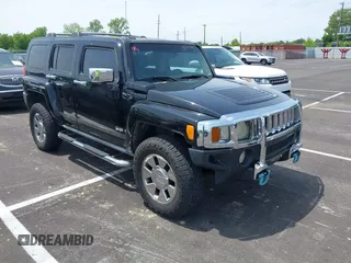 2006 Hummer H3 with VIN 5GTDN136268192985, listed as a IAAI auction lot 42211862 with 206,223 mi miles and . Bid and sale history available at DreamBid. Image 1.