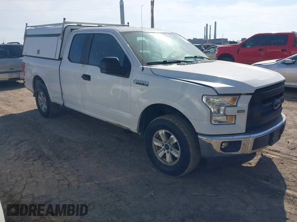 2017 Ford F-150 XL with VIN 1FTEX1E82HFA67391, listed as a IAAI auction lot 41783532 with 195,258 mi miles. Bid and sale history available at carsss.com. Image 1.